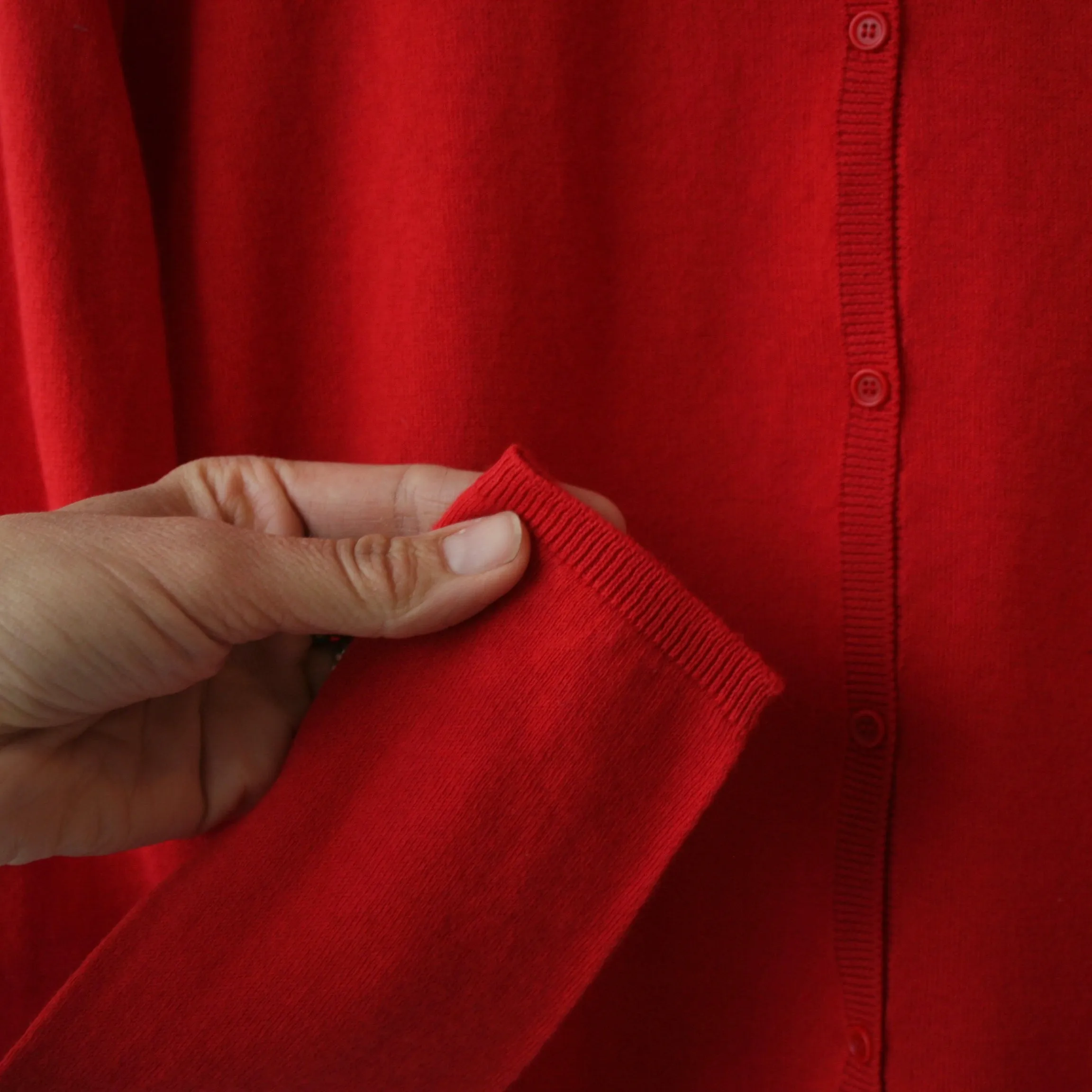 Apuntob Cotton Cashmere Cardigan - Cherry