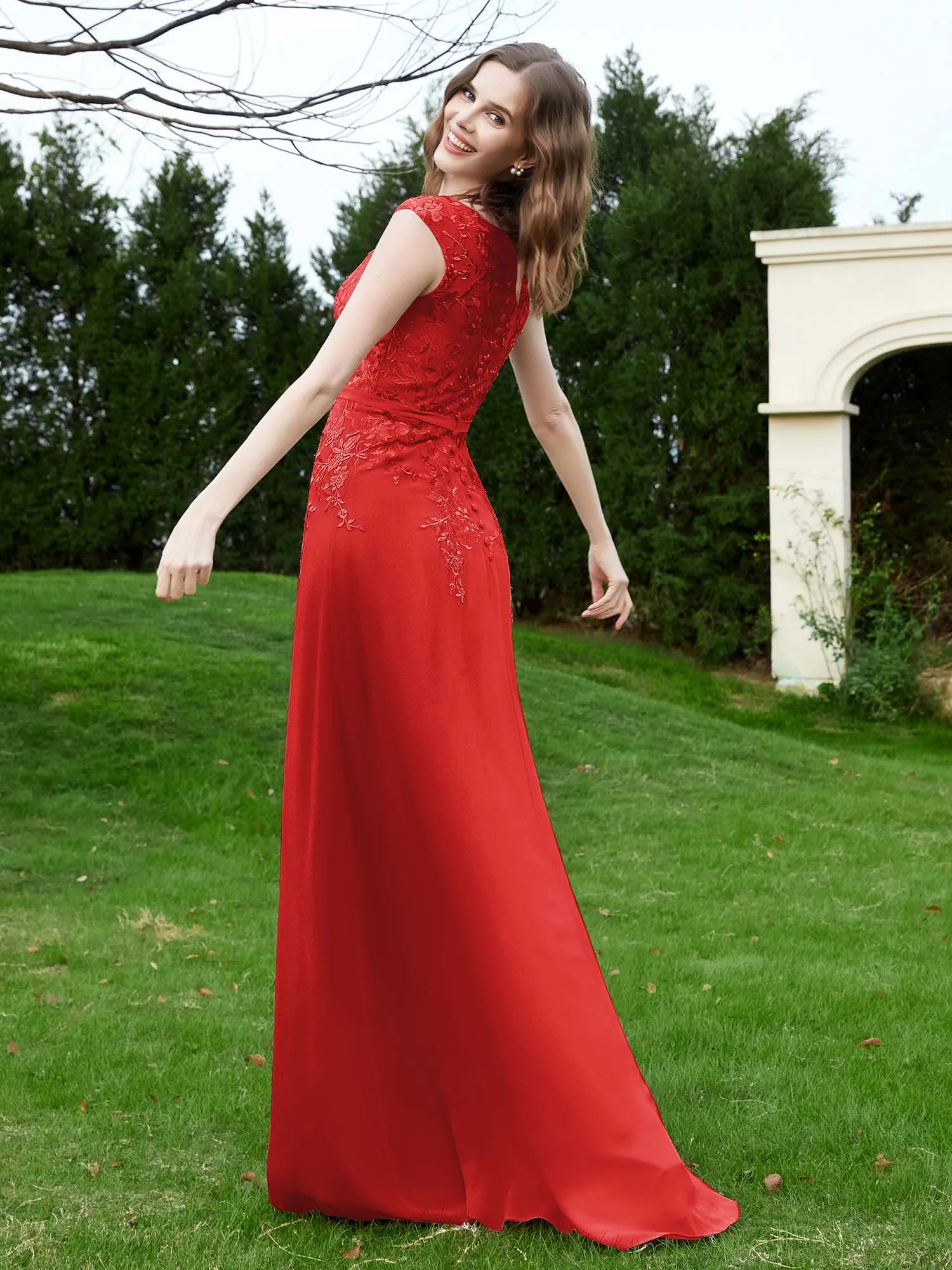 Elegant Illusion Lace Appliqued Dress With Buttons Red