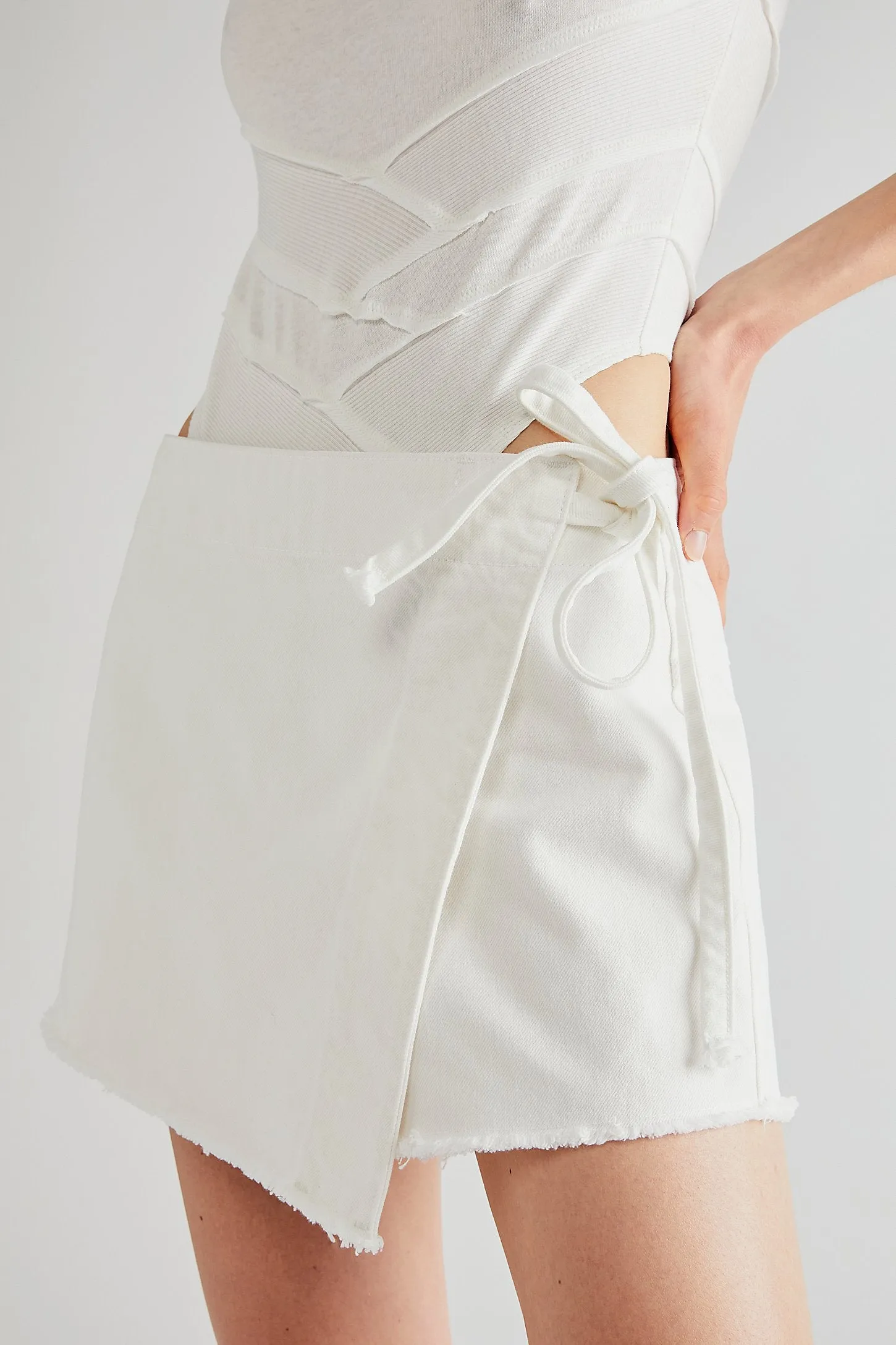 FREE PEOPLE EMMY DENIM SKORT