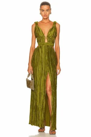 Intriguing Aura Graceful Velvet Maxi Dress