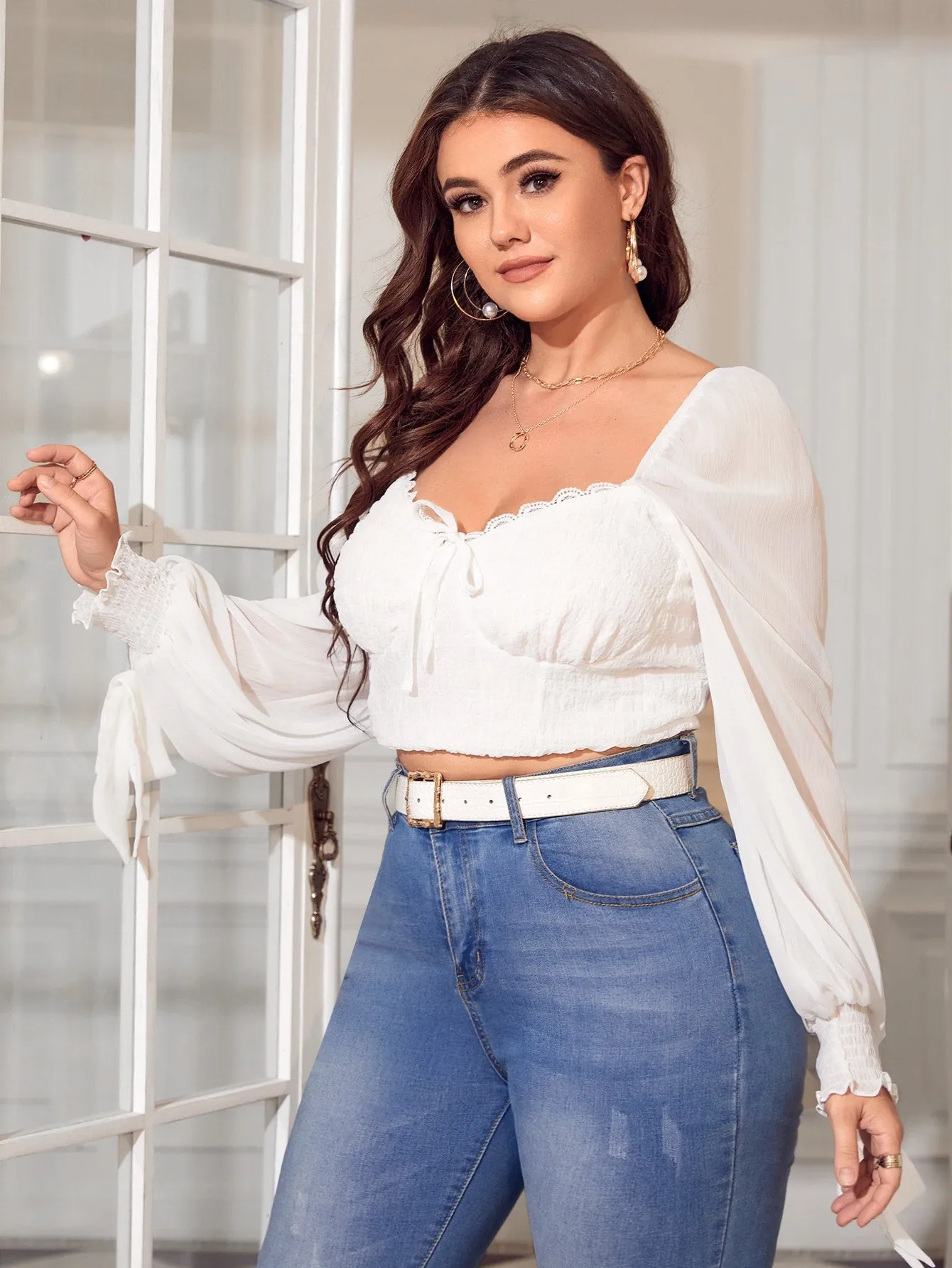 Plain Knot Long Sleeve Sweetheart Crop Plus Size Blouse