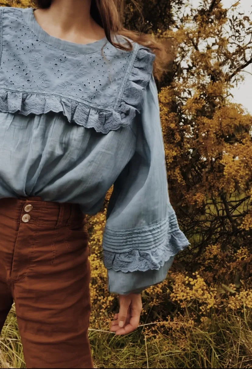 SECOND - BEATRIX BLOUSE DUSTY BLUE COTTON GAUZE