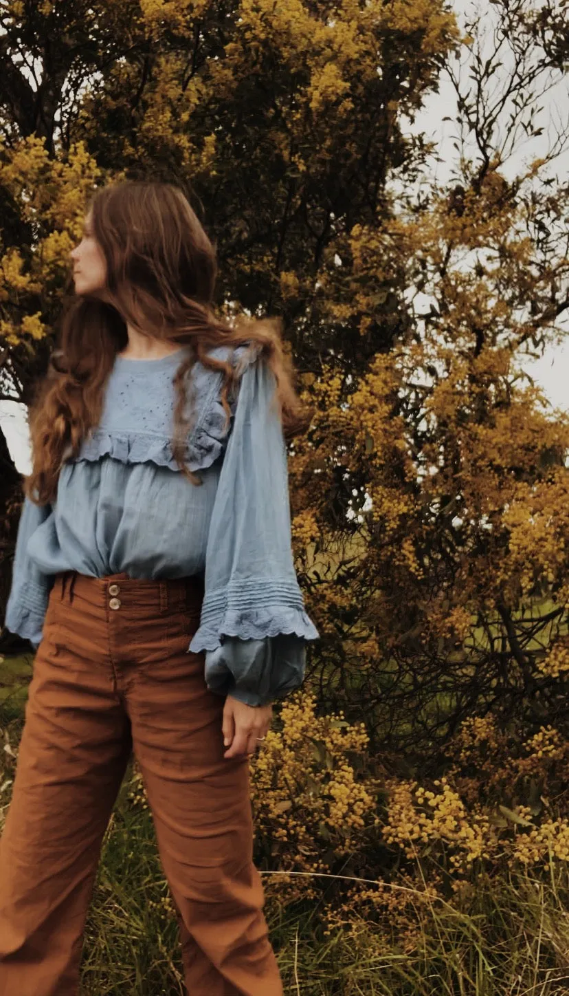 SECOND - BEATRIX BLOUSE DUSTY BLUE COTTON GAUZE
