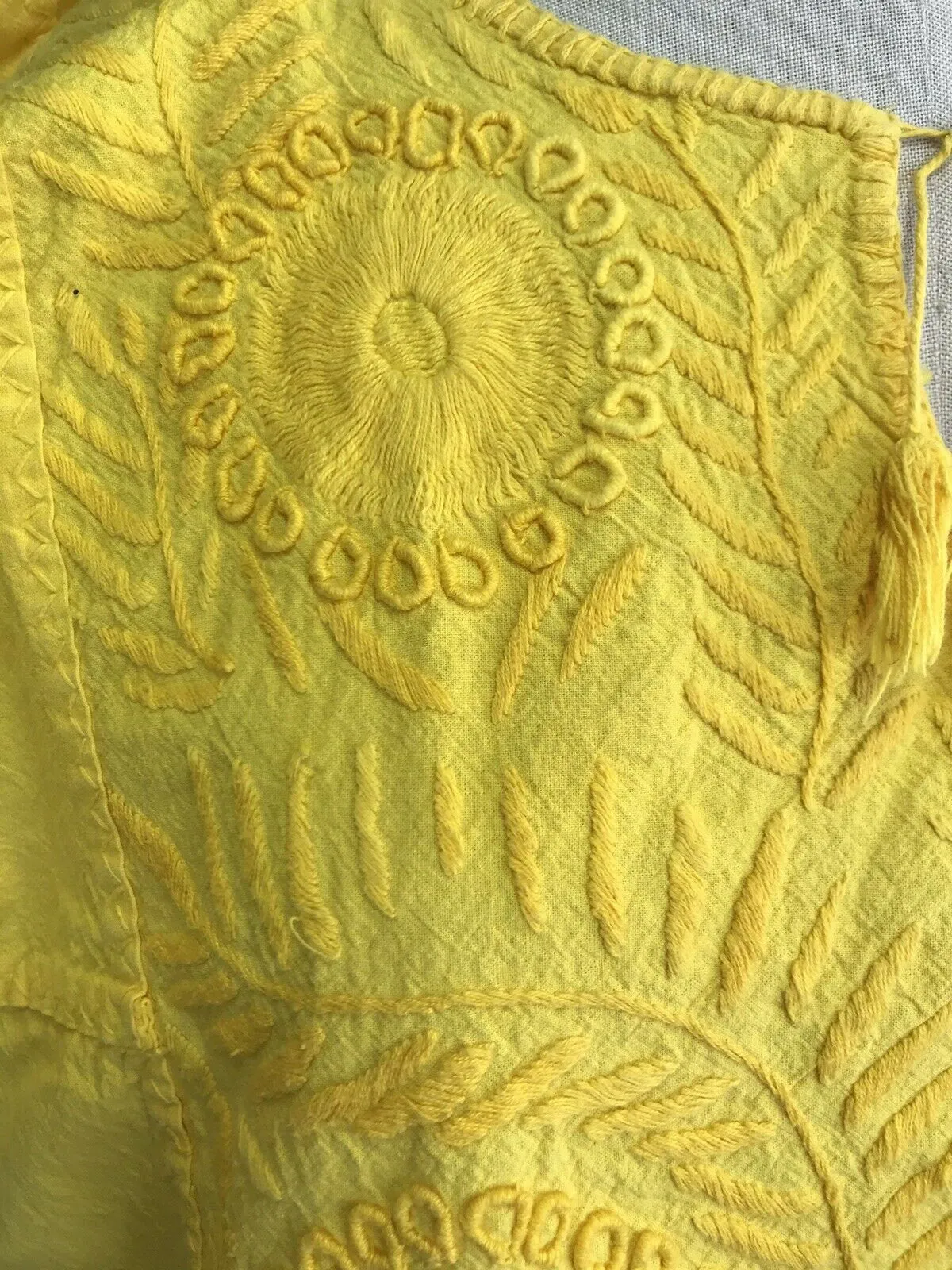 VTG 70s | Mexican Hippie Boho Cotton Boho Yellow Embroidered Blouse | Free size